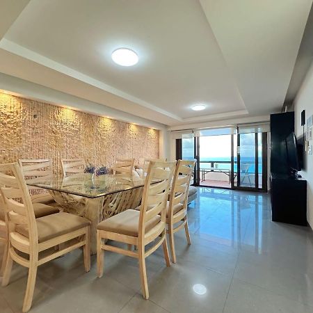 Amazing Beachfront Apartment Cancun Exterior photo